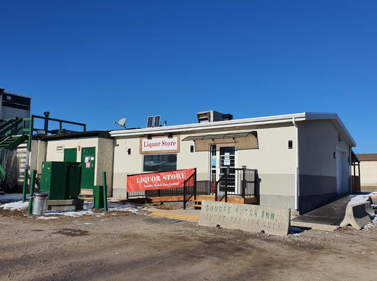 Sundre Motor Inn Exterior foto