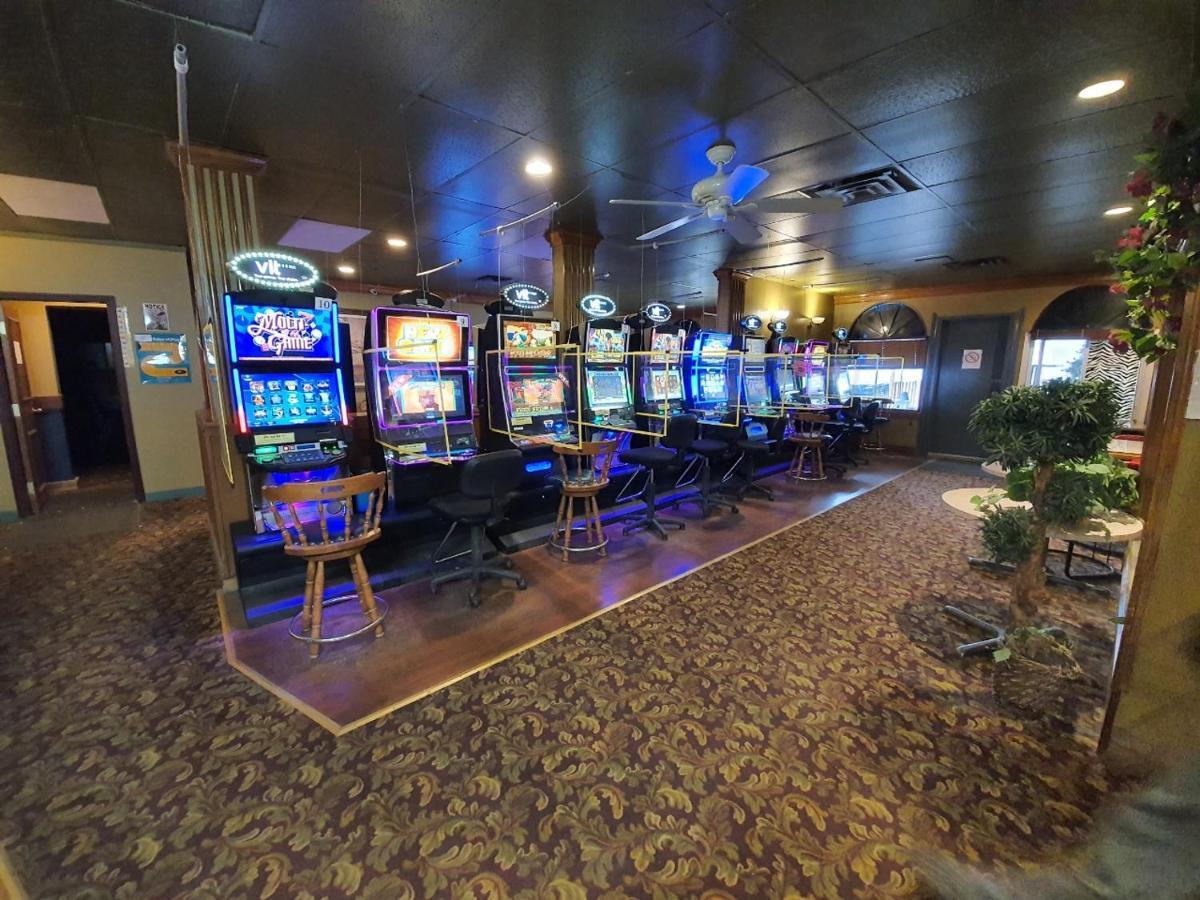 Sundre Motor Inn Exterior foto