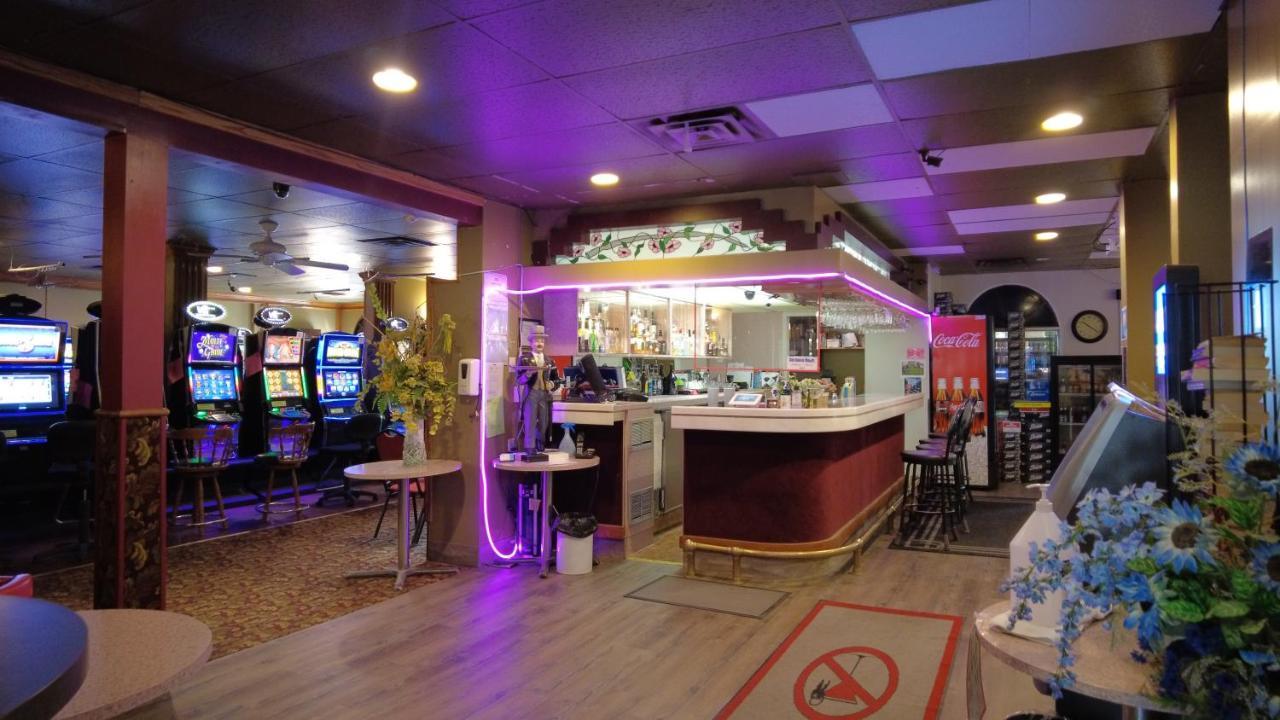 Sundre Motor Inn Exterior foto