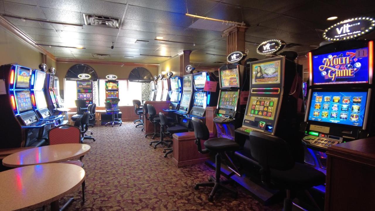 Sundre Motor Inn Exterior foto